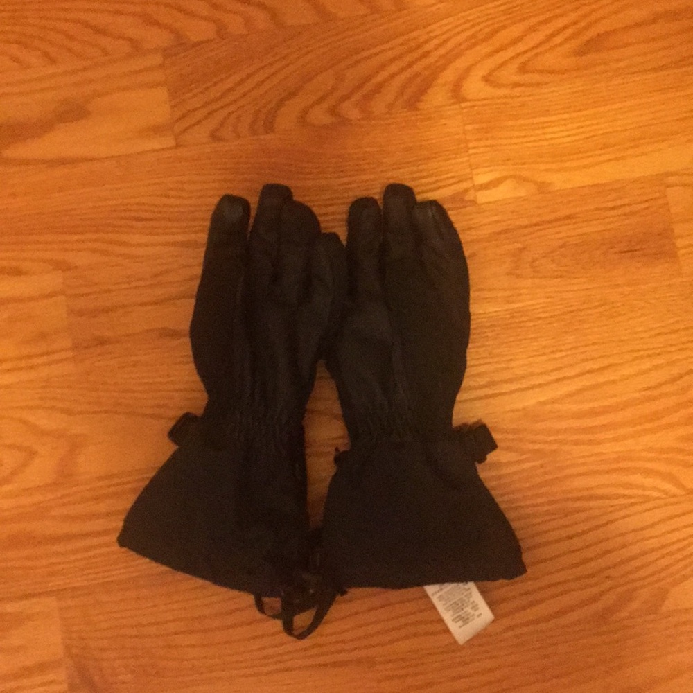 Oakley glove, total new, used once，ski glove
